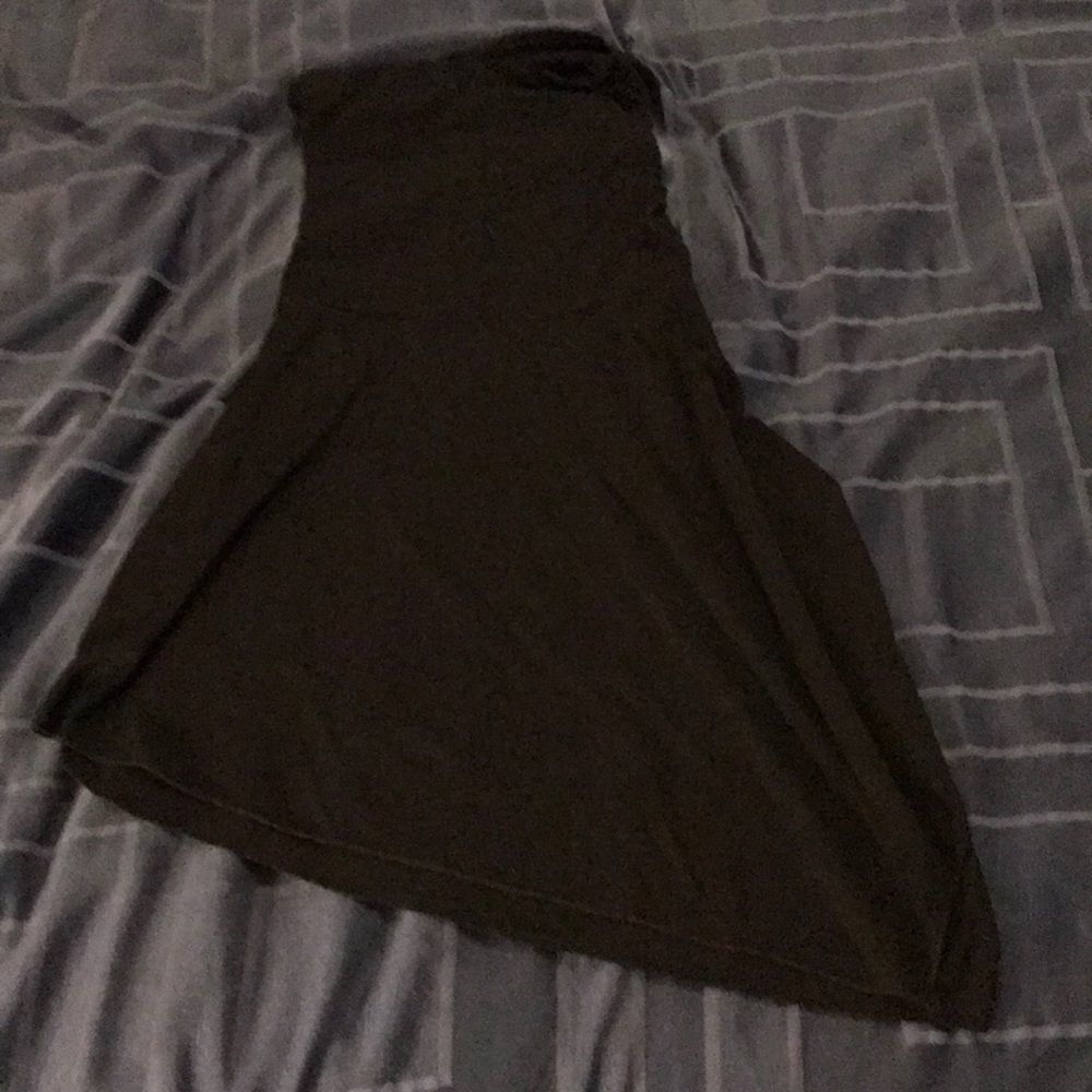 Dress   - Picture 3 of 4